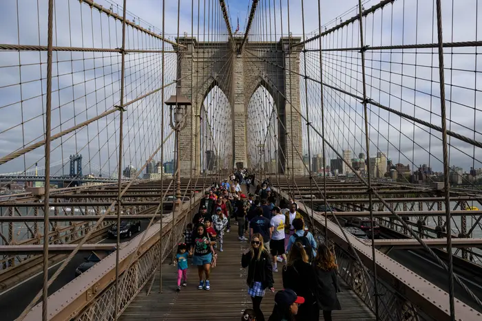A photo of the Brooklyn Bridge
